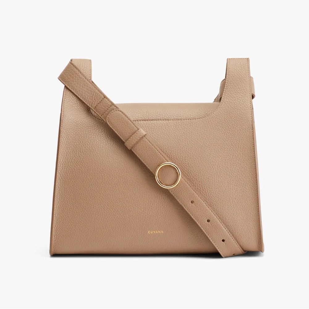 Cuyana Double Loop Bag in Cappuccino
